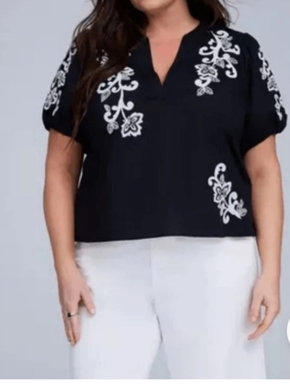 Torrid Belle Isle Black and White Floral Embroidery Boho Puff Sleeve Top